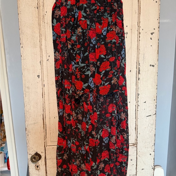 Two Piece Slit Pant Set - Picture 2 of 4